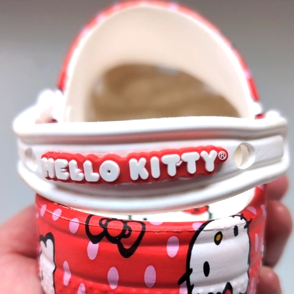 Hello Kitty Little Girl's Crocs Size C13 - Picture 8 of 9